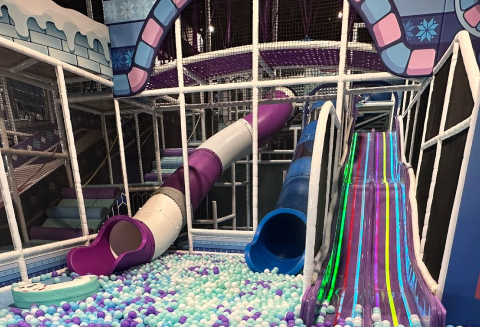 Reconnect and Recharge: How an Indoor Playground Strengthens Your Family Bond